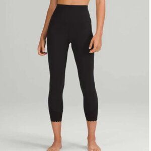 New with Tags Lululemon Align HR Crop 23” *Scallop Leggings